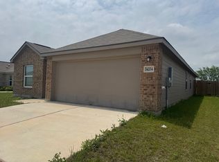 14204 Hacienda Estates Dr, Elgin, TX 78621