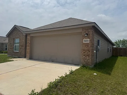 14204 Hacienda Estates Dr Photo 1