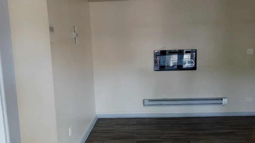3 Bedroom Apartment on Second Floor — Photo 2