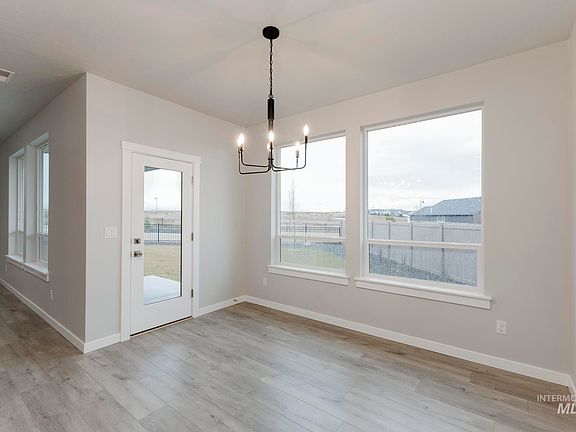 7th image of this home