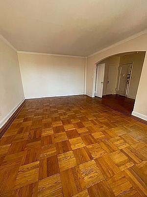 2nd image of 580 E 17th St APT 6G