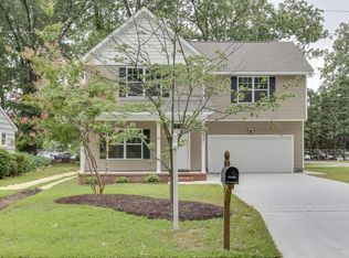 5521 Larry Ave, Virginia Beach, VA 23462