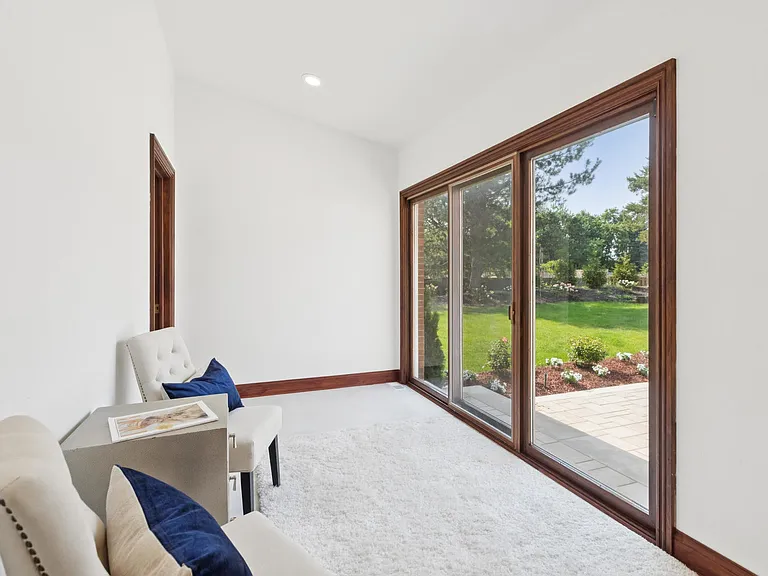 2430 Dorina Dr — Photo 15