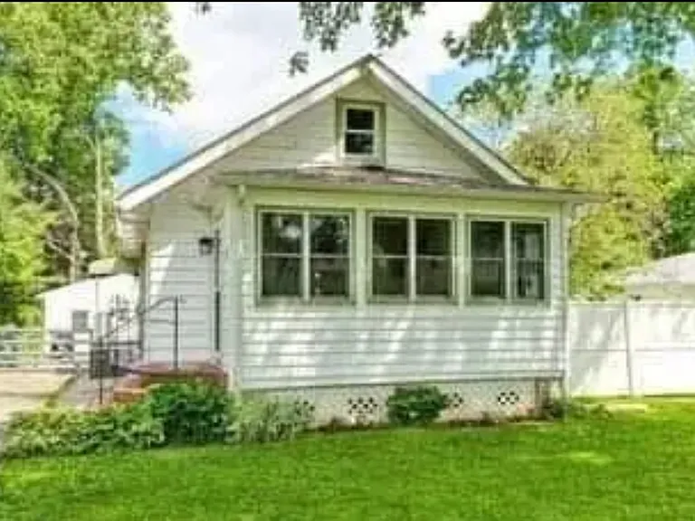 Clouse Ln — Photo 1
