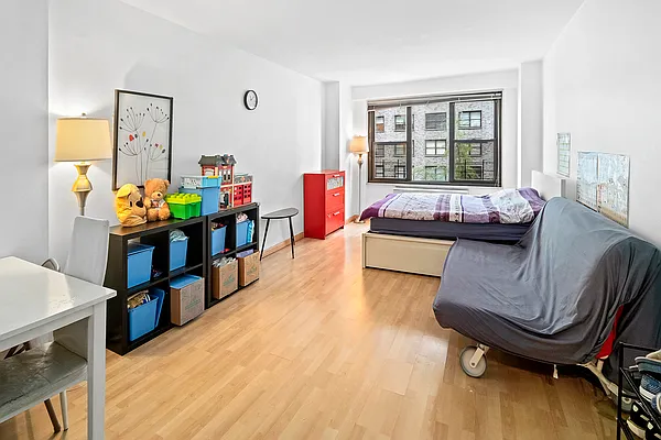 Rented by Alta Real Estate | media 1