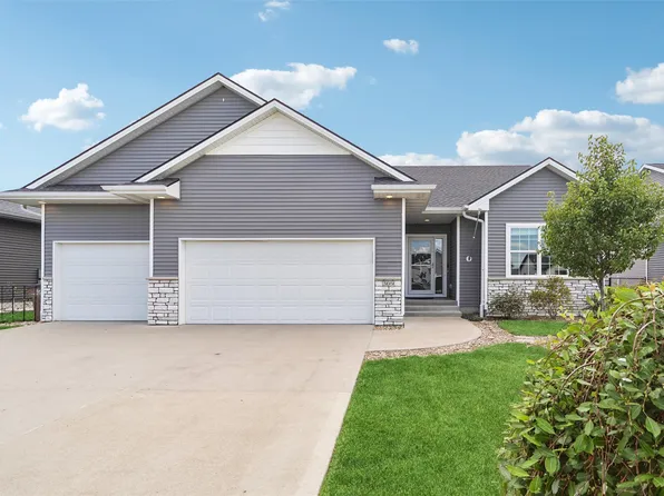 309 Summit Cir NW, Bondurant, IA 50035