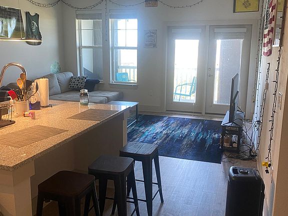 4th image of 665 W Marina Cove Dr #358