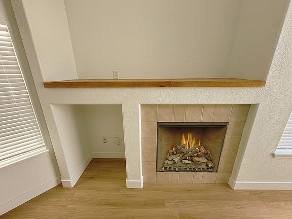 New wood cap, gas fireplace, and Fort Collins Fiber Optic Internet!