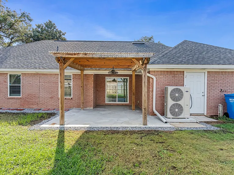 10008 Calle De Palencia — Photo 48