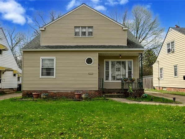 17812 Dalewood Ave, Maple Heights, OH 44137