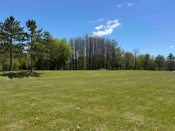 Overland Trl, Fond Du Lac, WI 54937