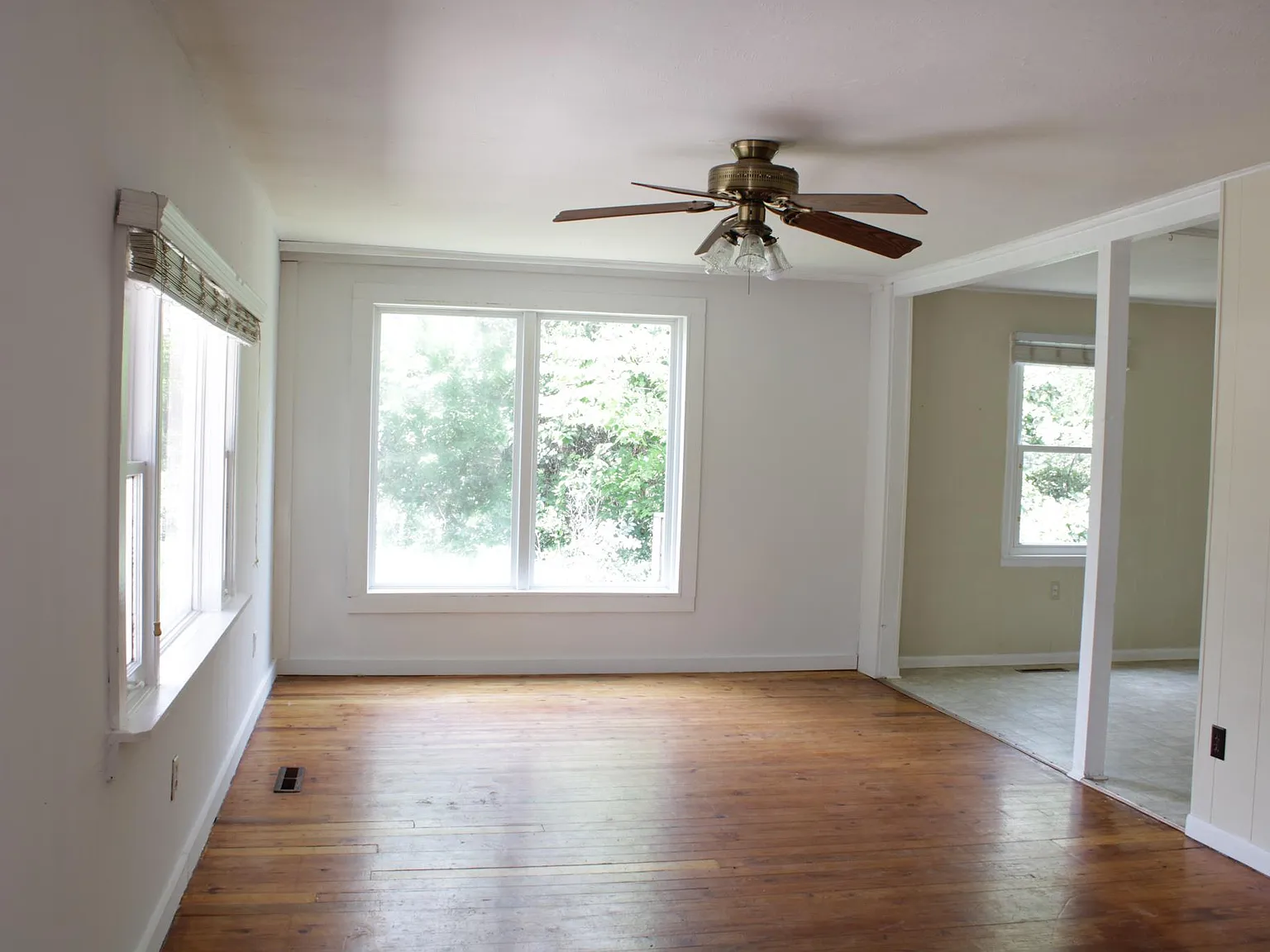 1 bed, 900 sqft, $1,200 — Photo 2