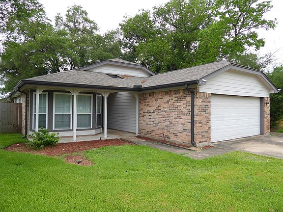 2nd image of 8126 Glorieta Dr