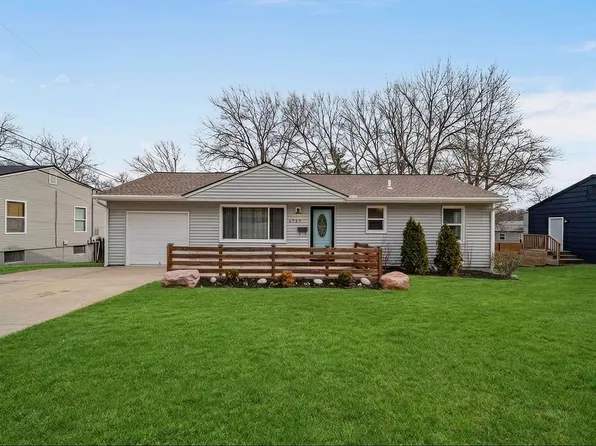 6727 Hadley Ln, Overland Park, KS 66204