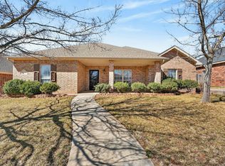 8406 Vail Dr, Amarillo, TX 79118