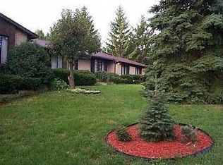 4270 Sedgemoor Ln, Bloomfield Hills, MI 48302