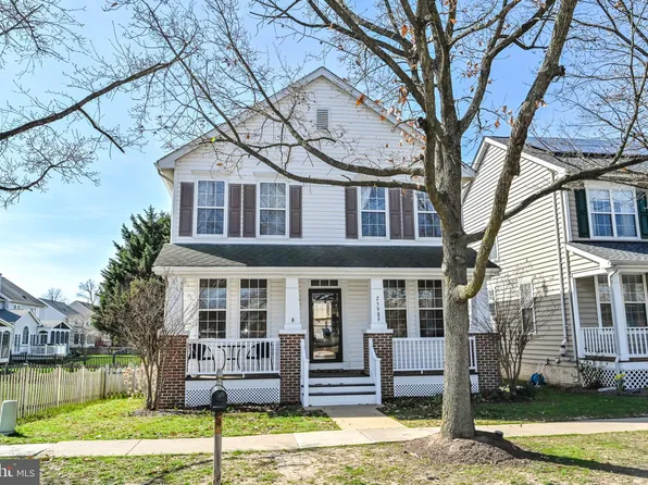 25989 Rachel Hill Dr, Chantilly, VA 20152