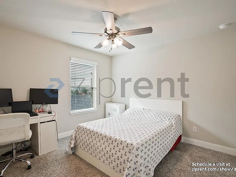 6611 Gentry Farm — Photo 14