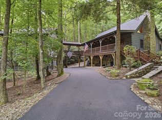 6 Laurel Branch Dr, Black Mountain, NC 28711