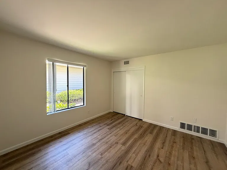 10360 Ridgewater Ln — Photo 11