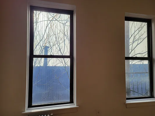 Rented by Chartwell Manhattan Realty | media 6