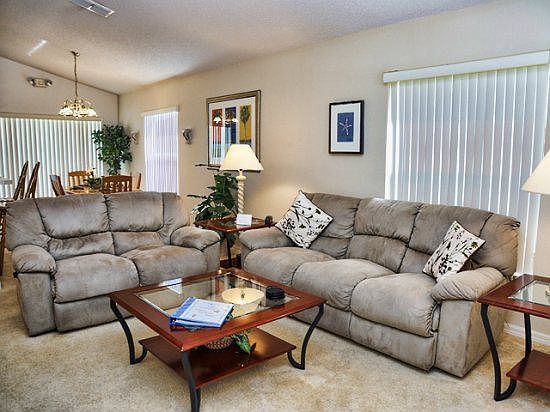 SCZ3P426SC-living-area