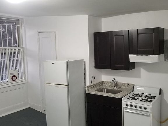 4th image of 182 Avenue B APT 10