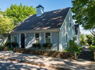 21 Main St, Marion, MA 02738