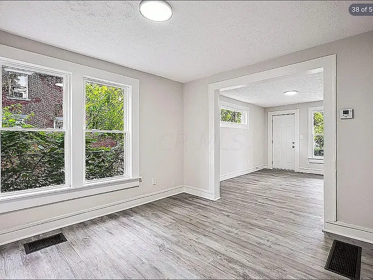 782 Gibbard Ave — Photo 10