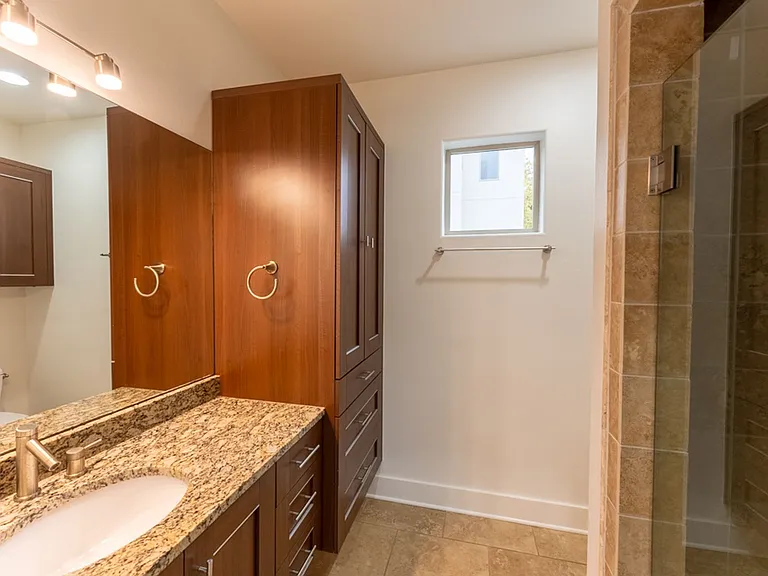 716 Post Oak St — Photo 25