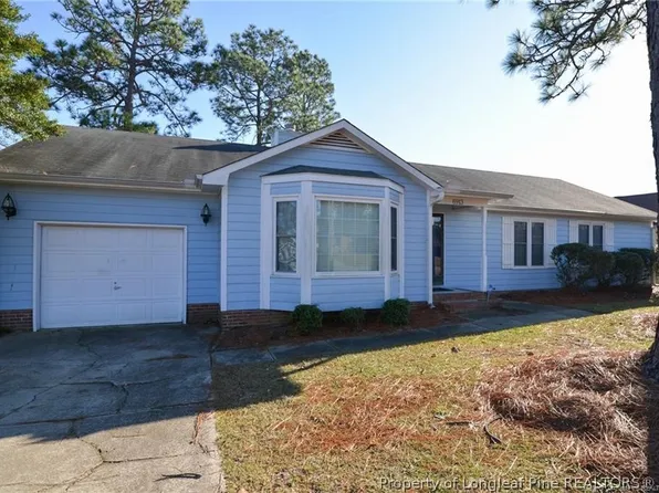 6913 Pine Creek Ct, Fayetteville, NC 28314