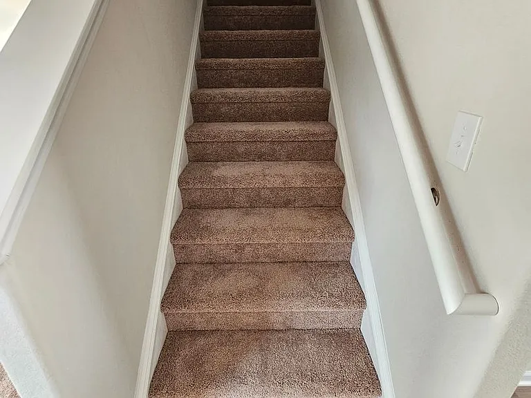 524 Hawley St — Photo 5