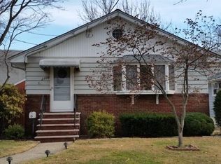 2506 Ogden St, Linden, NJ 07036