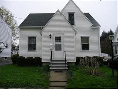 1st image of 12 Brickel Pl