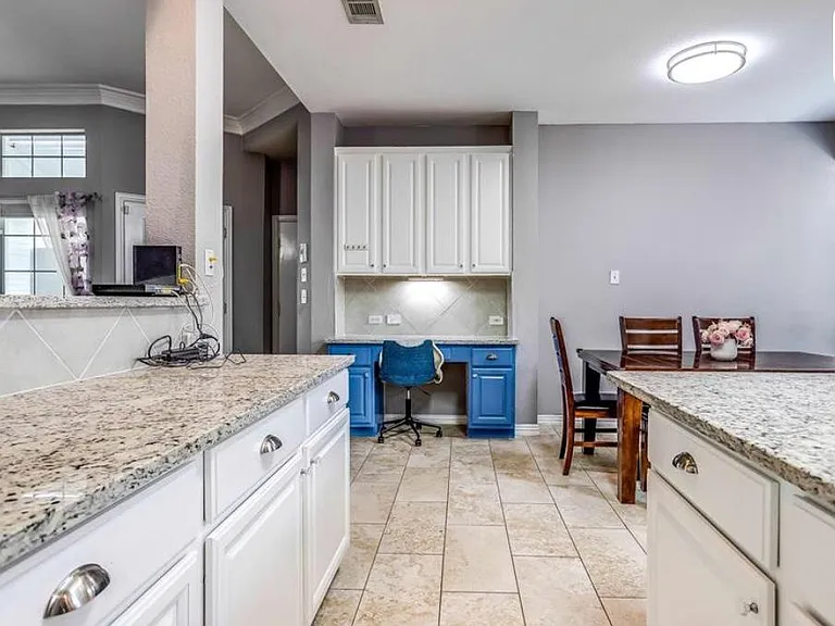 5717 Hilton Head Dr — Photo 8