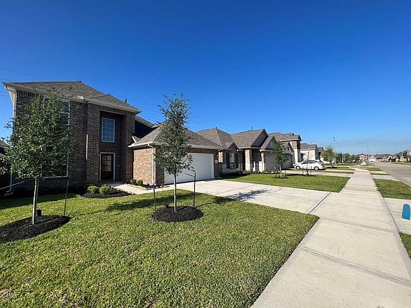 4th image of 30123 Twisting Springs Dr