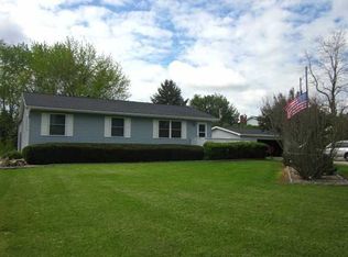 6101 Ferris Rd, Eaton Rapids, MI 48827