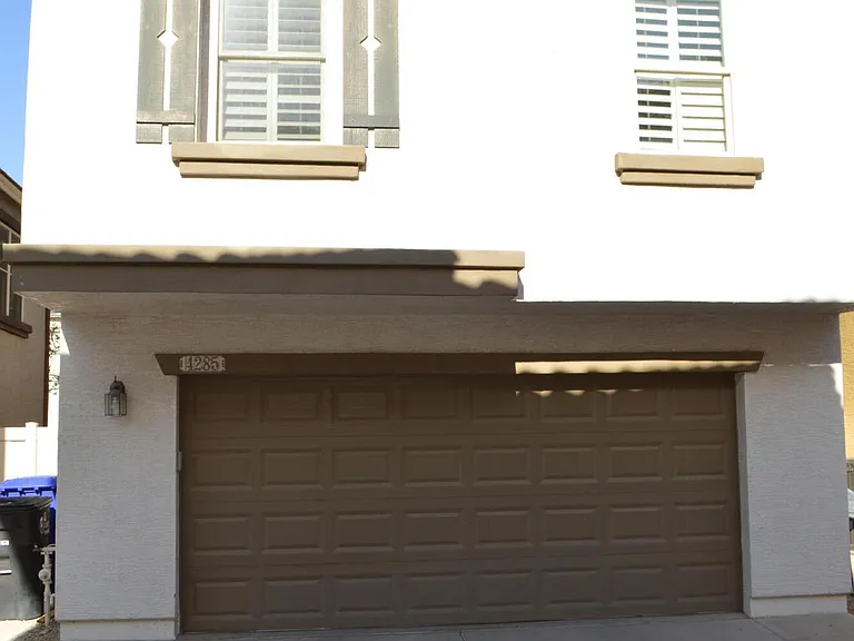4285 E Jasper Dr — Photo 2