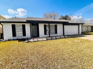 10502 Long River Dr, Sugar Land, TX 77498