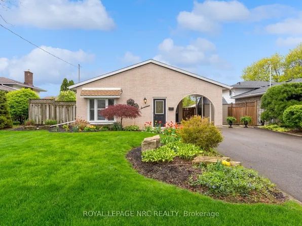 17 Baraniuk St, Saint Catharines, ON L2N 1N4