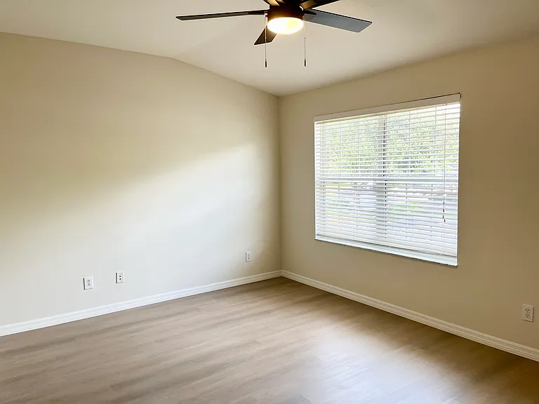 5884 Fishhawk Ridge Dr — Photo 15