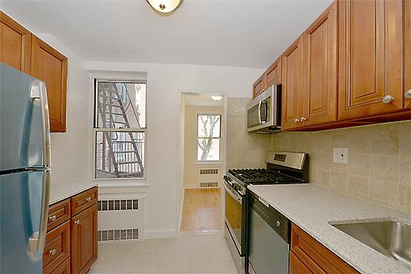 1st image of 6545 Yellowstone Blvd #2E