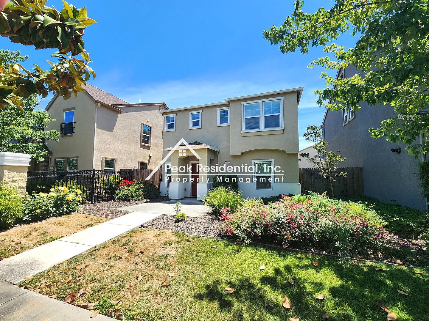 8221 Winterhead Ln, Sacramento, CA 95823 | Zillow