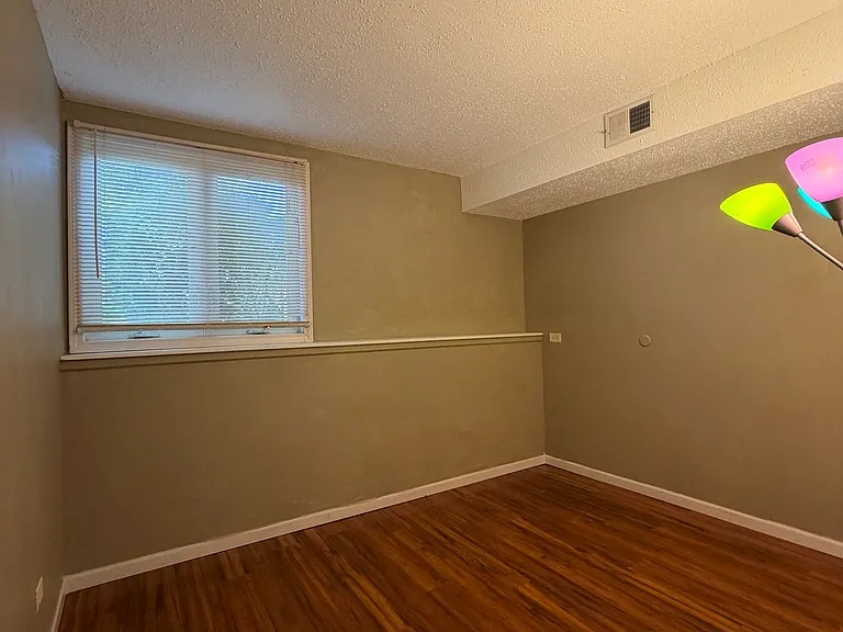 950 Inverrary Ln — Photo 9