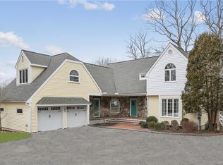 86 Pelham Ln, Ridgefield, CT 06877