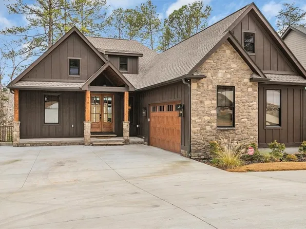 918 Longshore Dr, Salem, SC 29676