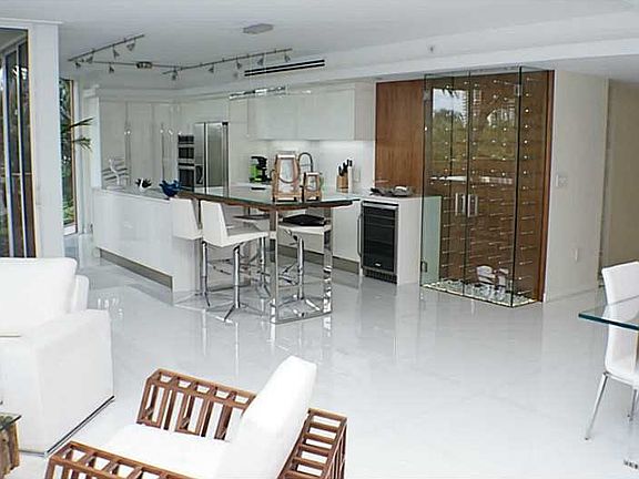 2nd image of 19333 Collins Ave APT 301