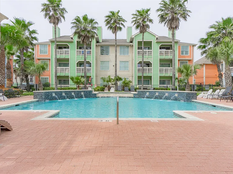 7000 Seawall Blvd #1011 — Photo 21