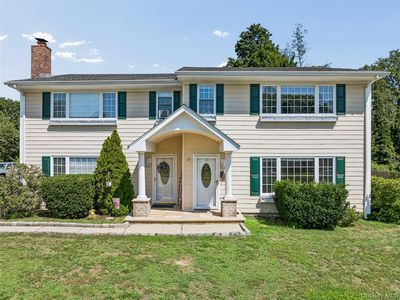 17 Parr Drive, Lake Ronkonkoma, NY, 11779