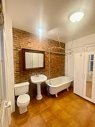 Rented by Nest Seekers International